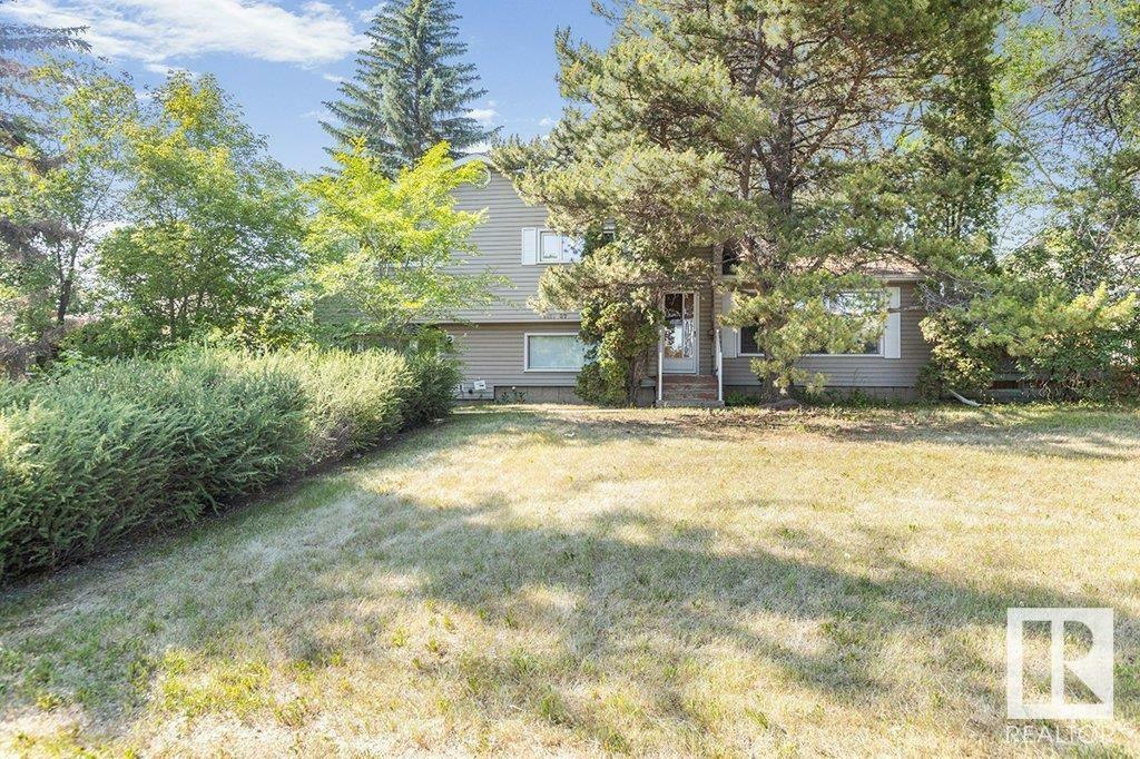 Photo de la propriété: 14214 87 Avenue NW AB T5R 4E2