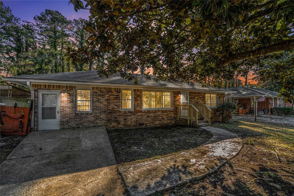 Property Photo:  1189 Rock Cut Road  GA 30297 