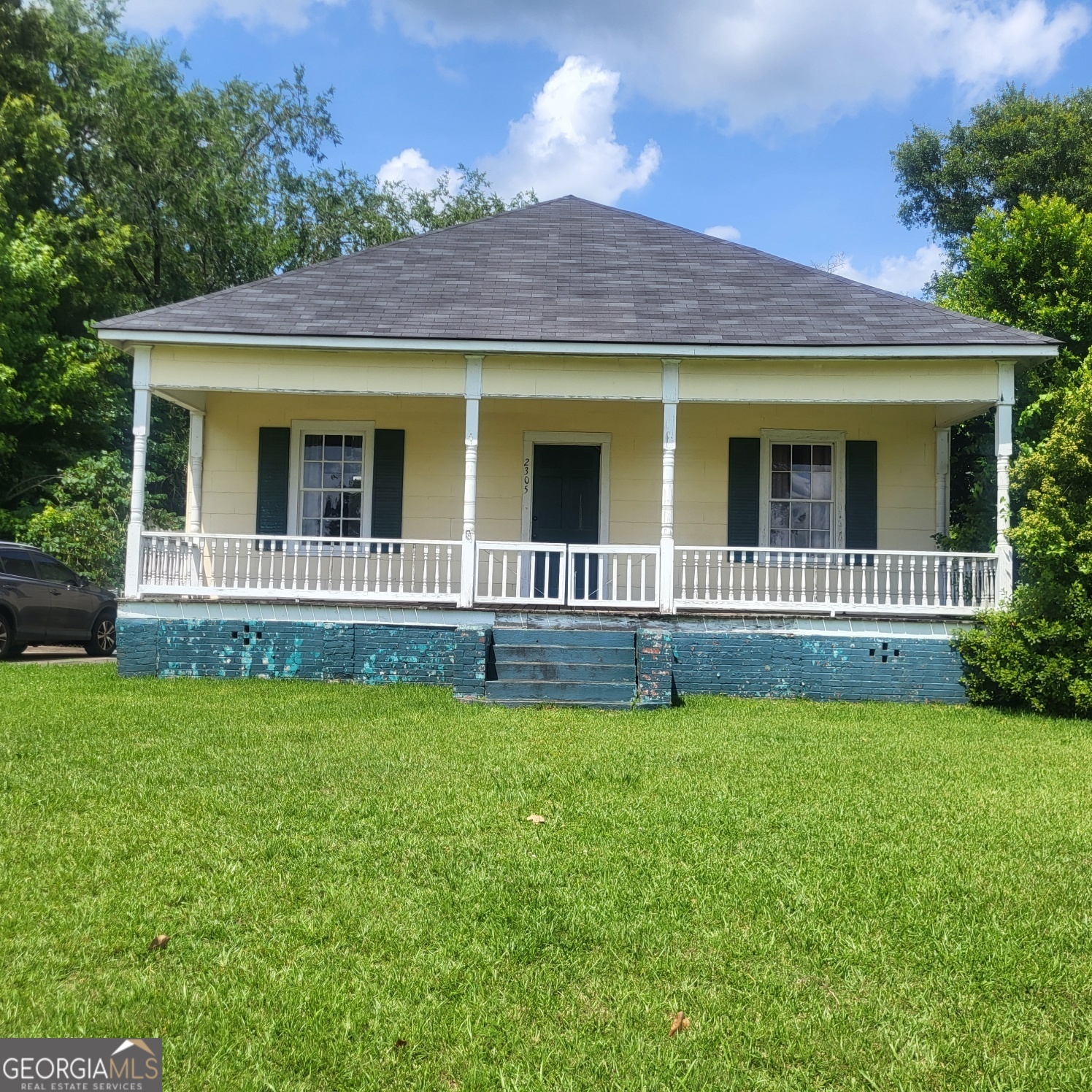 Property Photo: 2305 31st Street AL 36854