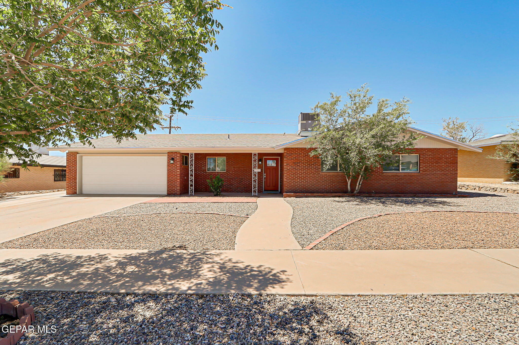 Property Photo: 225 Clairemont Road TX 79912