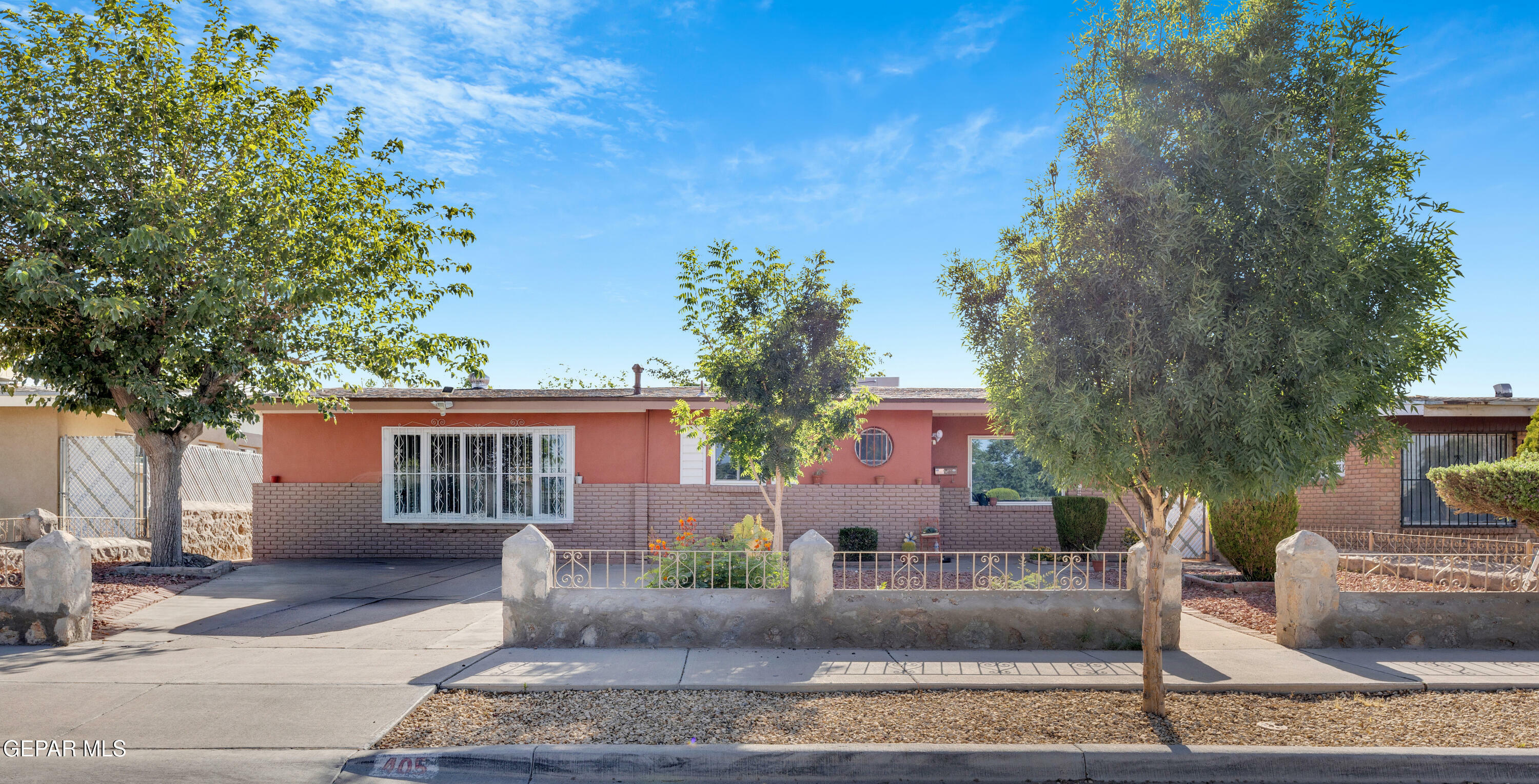 Property Photo: 405 Encino Drive TX 79905