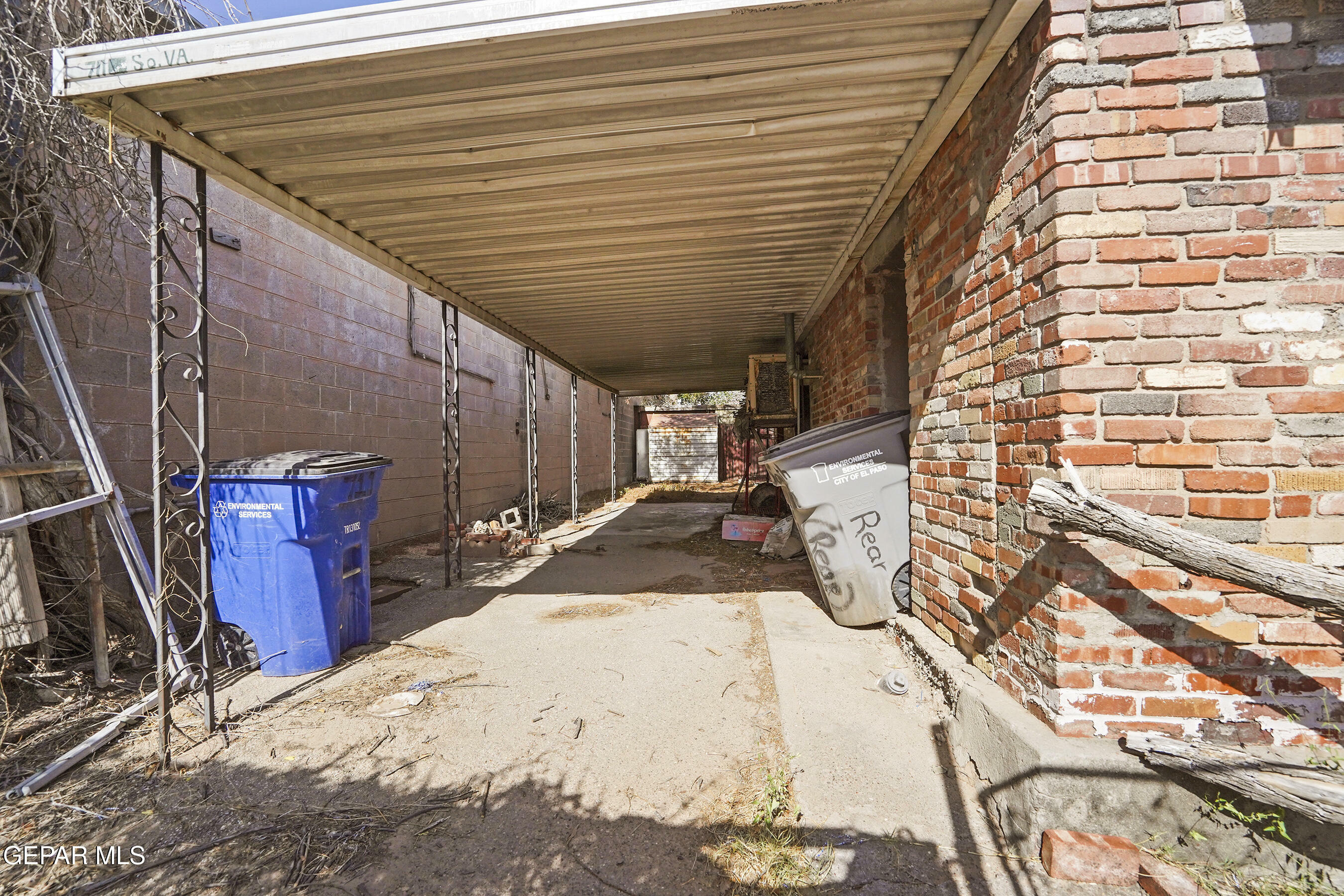 Property Photo: 711 S Virginia Street TX 79901