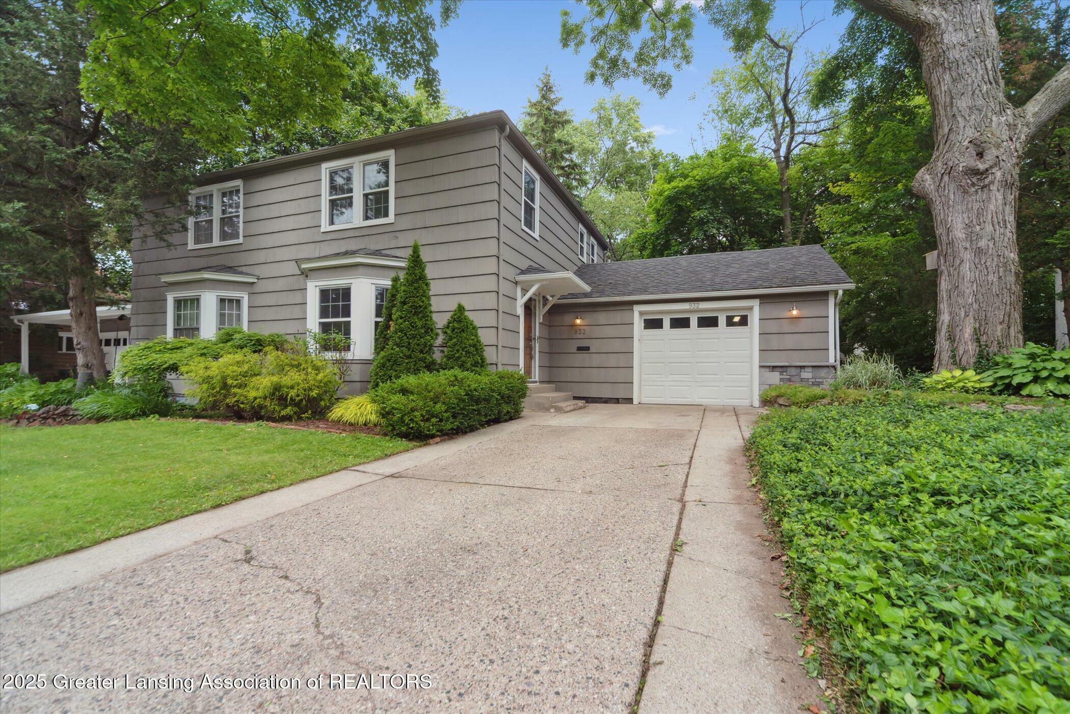 932 Sunset Lane  East Lansing MI 48823 photo