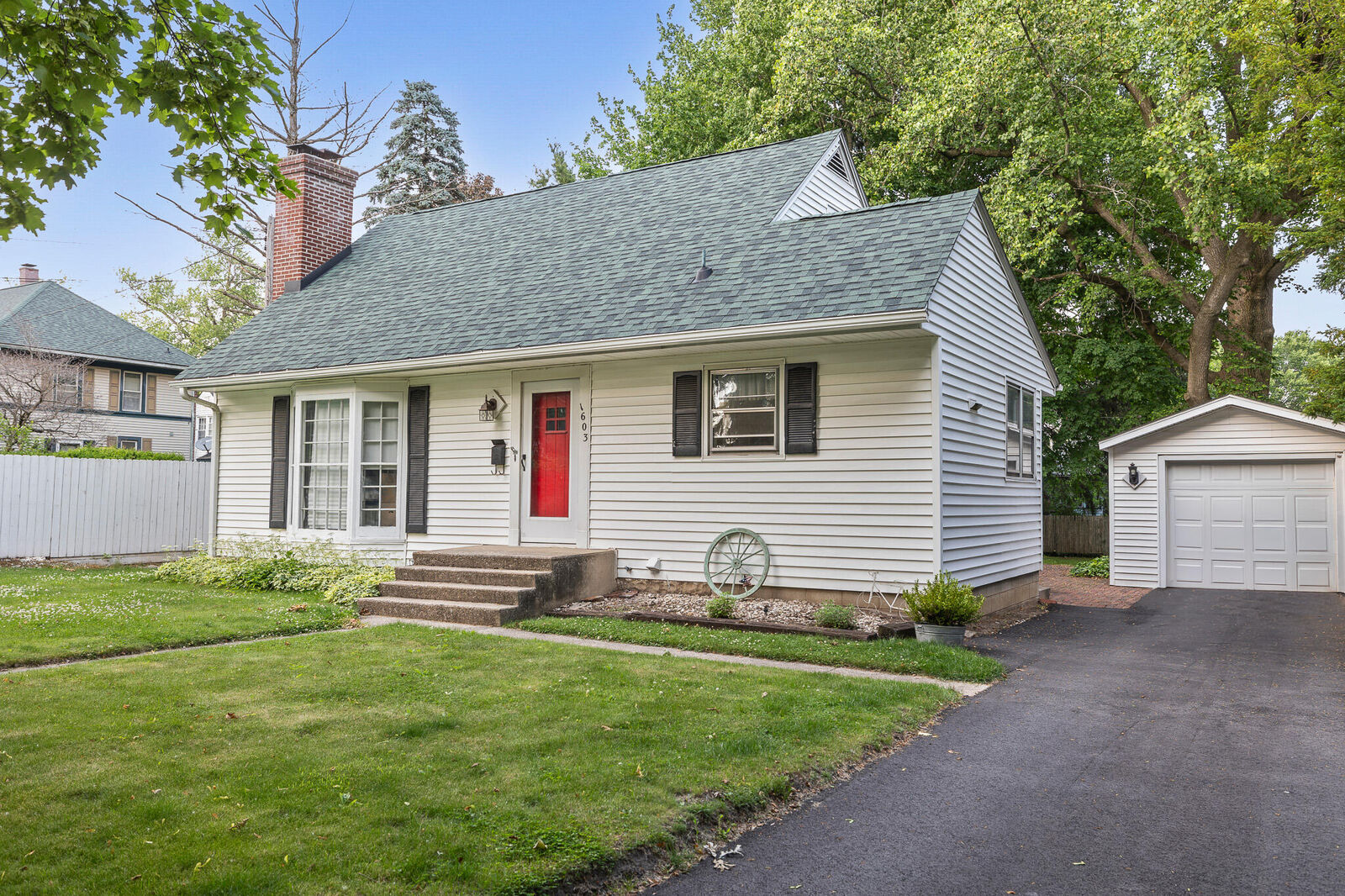 Property Photo: 1603 Richards Street IN 46350