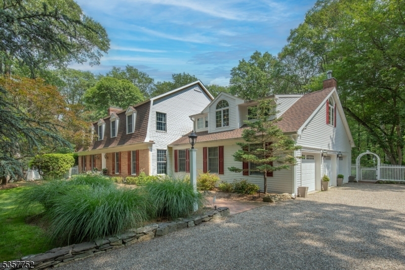 Property Photo: 5 Bartles Rd NJ 08858