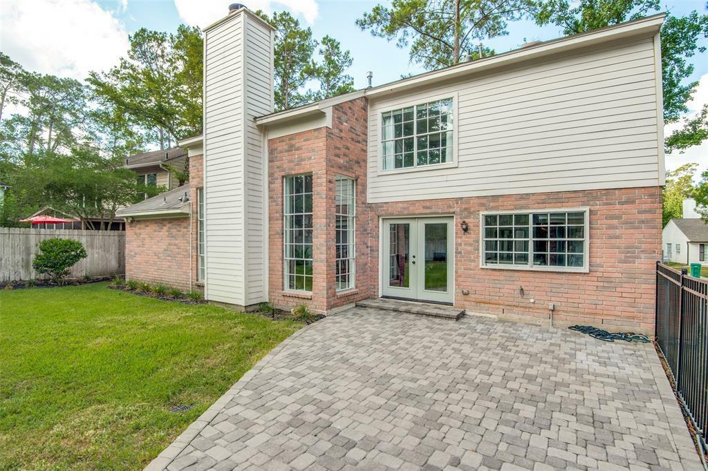 Property Photo: 14 White Fawn Drive TX 77381