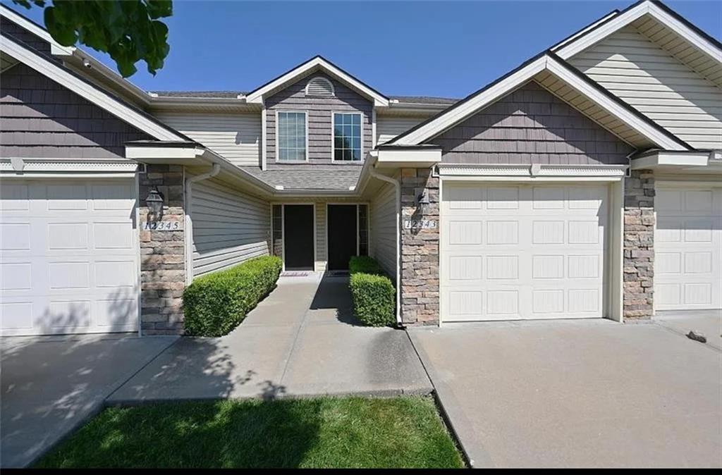 Property Photo:  12343 NW Hunter Drive  MO 64079 