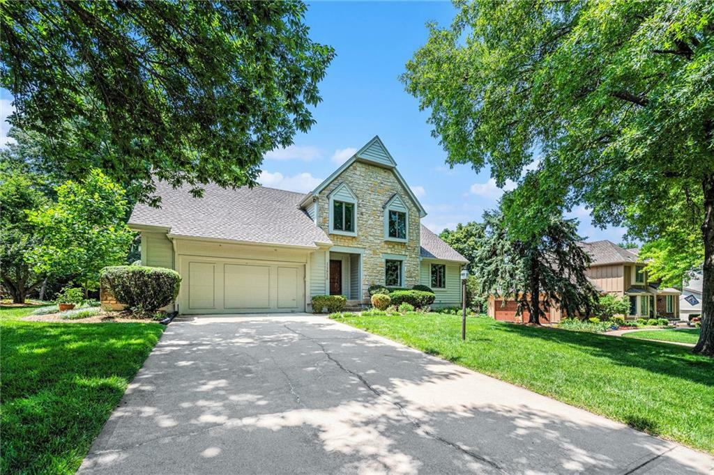 Property Photo:  11916 Wenonga Lane  KS 66209 