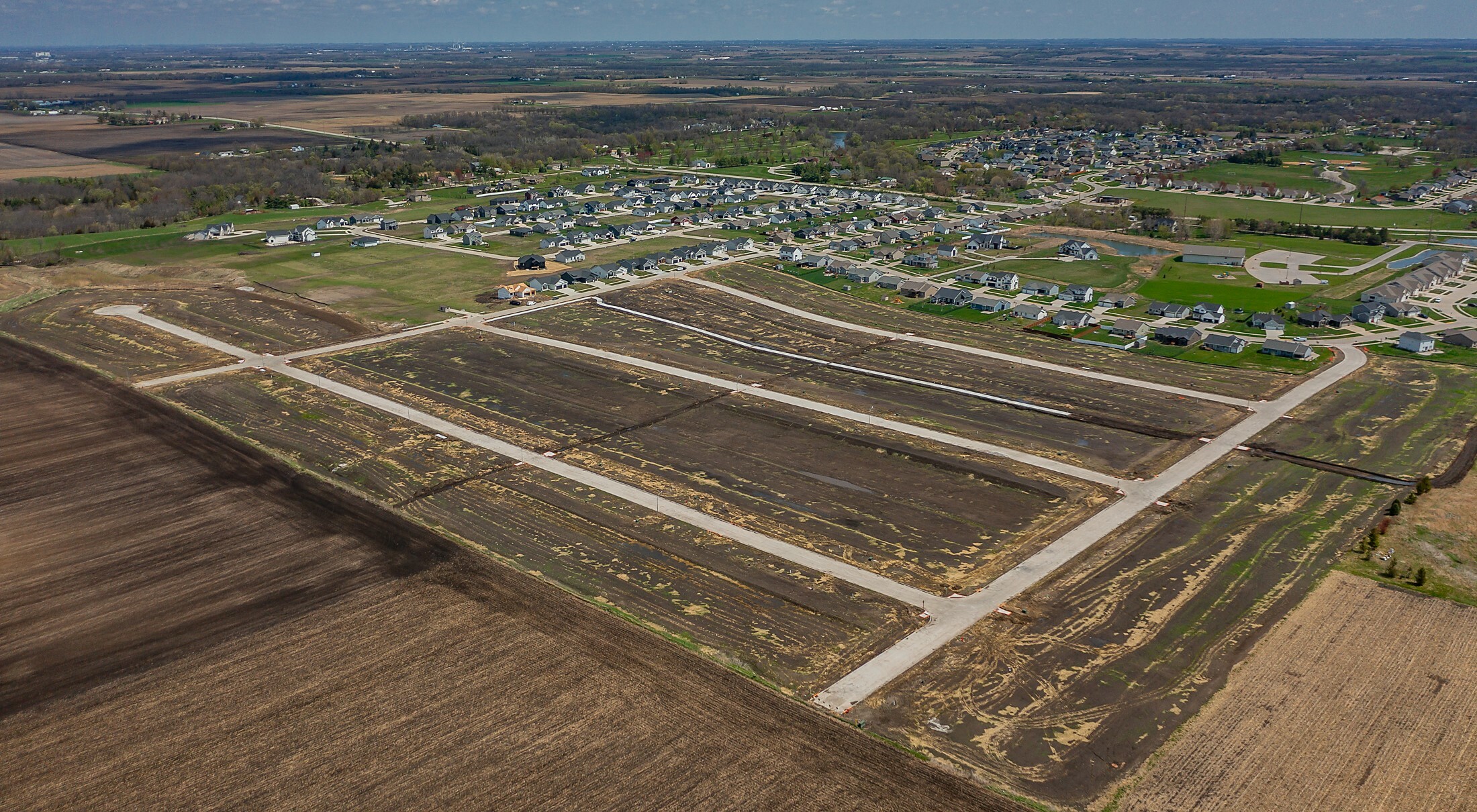 Property Photo:  1126 White Birch Drive  IA 50124 