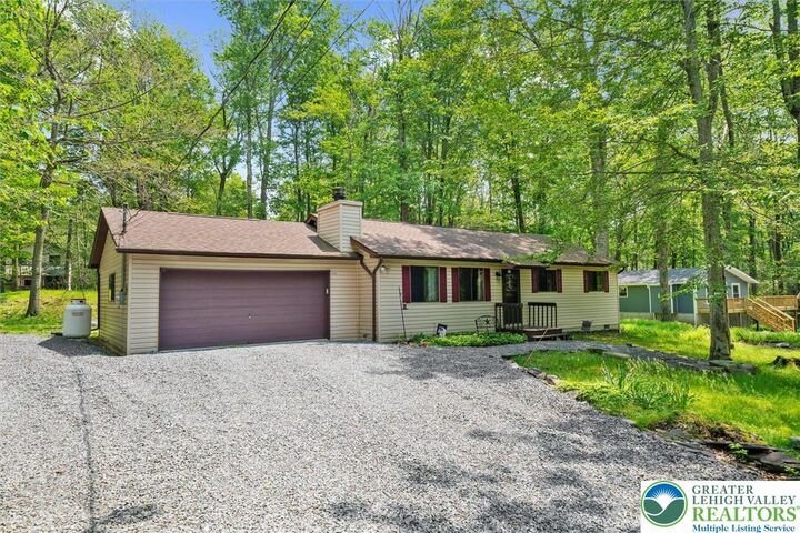 Property Photo:  130 Tommys Lane  PA 18347 