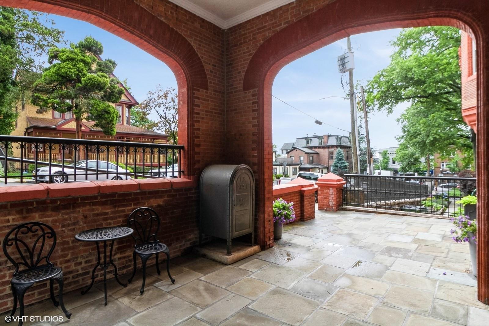 Property Photo: 18 N Broadway 204 NY 10591