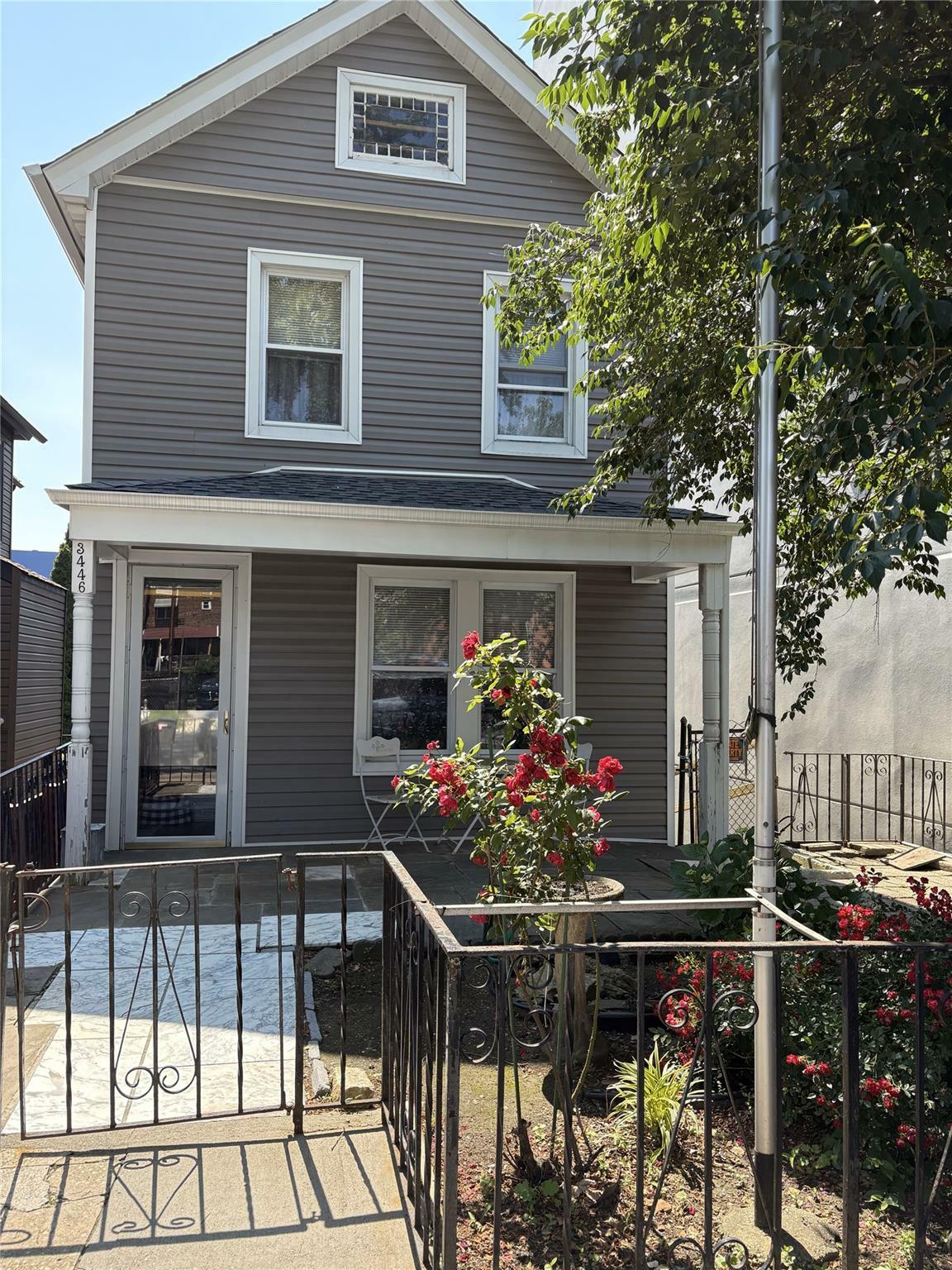 Property Photo: 3446 Kingsbridge Avenue NY 10463