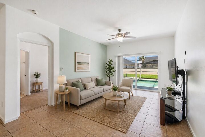 Property Photo:  8152 Fan Palm Way  FL 34747 