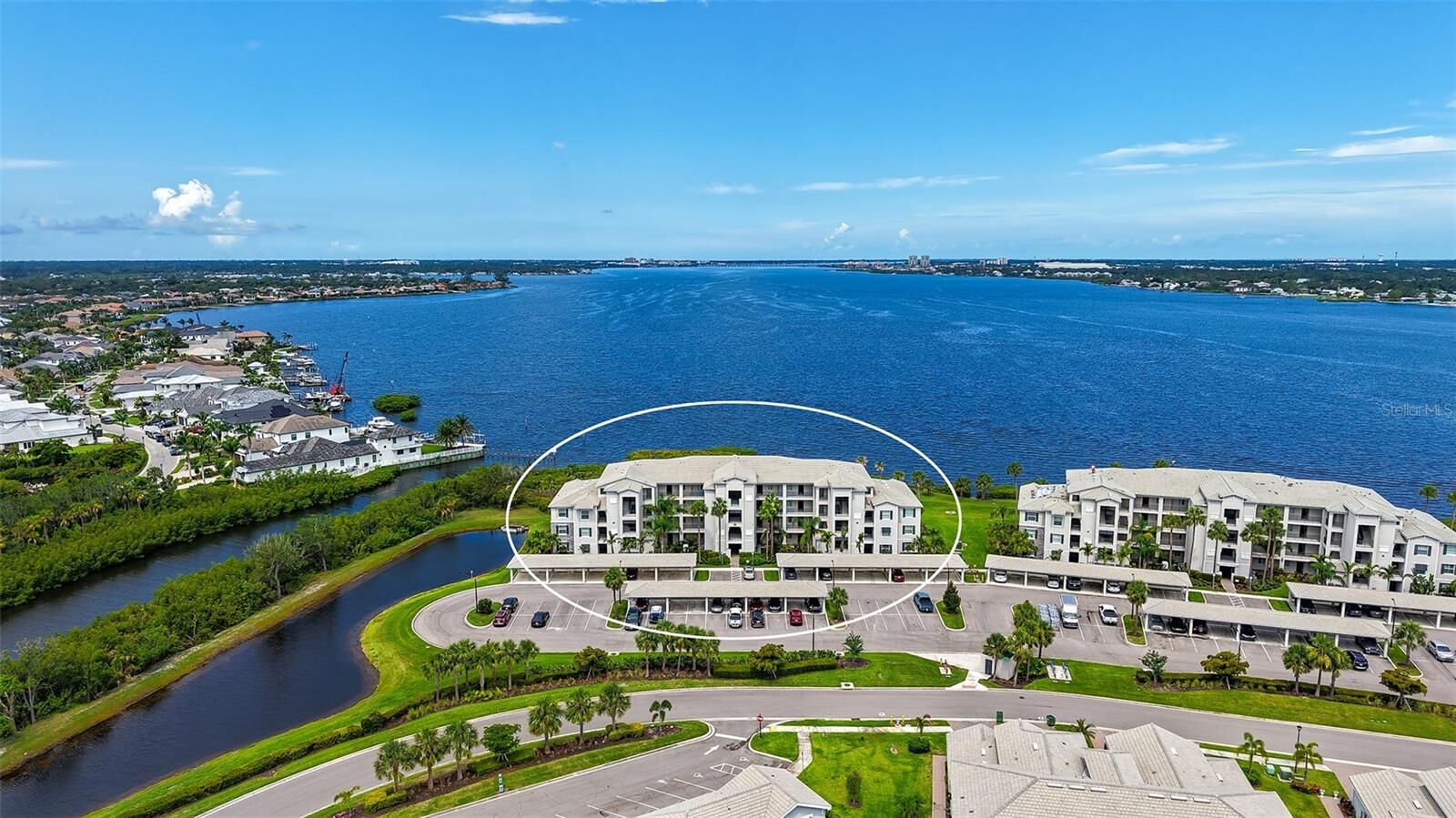 Property Photo: 850 Tidewater Shores Loop 108 FL 34208