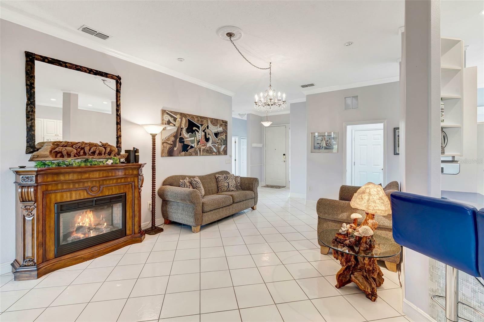 Property Photo: 2500 Castle Pines Street FL 34711