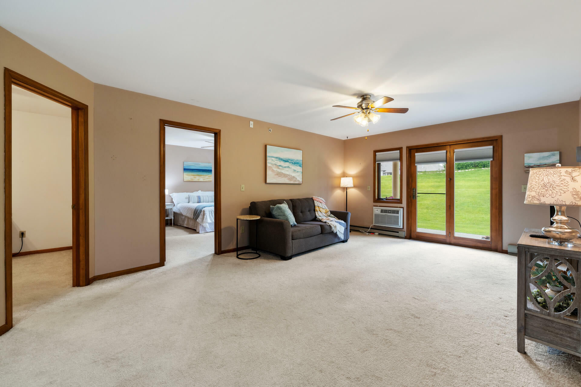 Property Photo: 530 N Silverbrook Dr 121 WI 53090