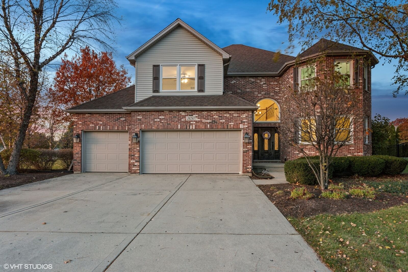 Property Photo: 24250 Merlot Lane IL 60586