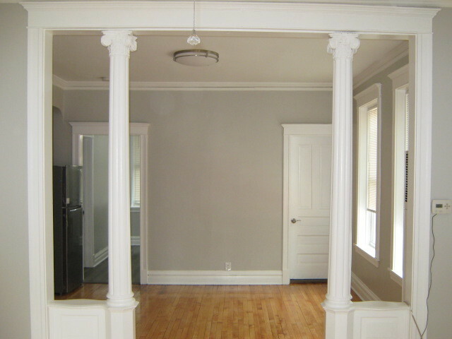 Property Photo: 1510 N Spaulding Avenue 1 IL 60651
