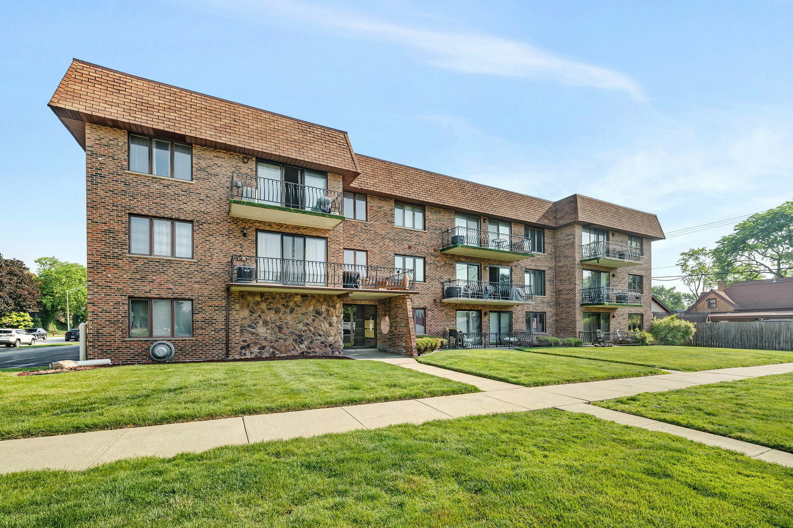 Property Photo:  9535 S Mayfield Avenue 203  IL 60453 