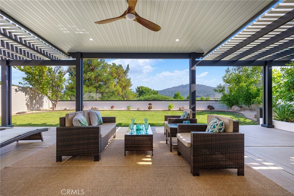 Property Photo: 31941 Calle Tiara S CA 92592