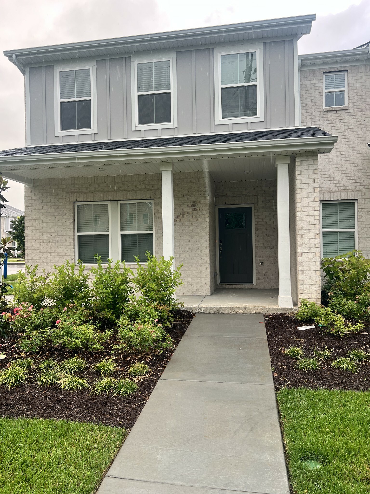 Property Photo: 204 Douglas Bend Rd 305 TN 37066