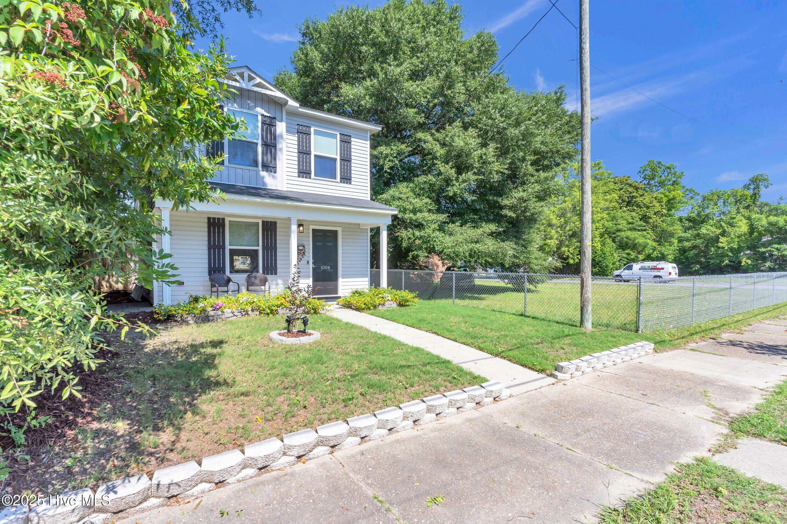 Property Photo: 1004 S 8th Street NC 28401