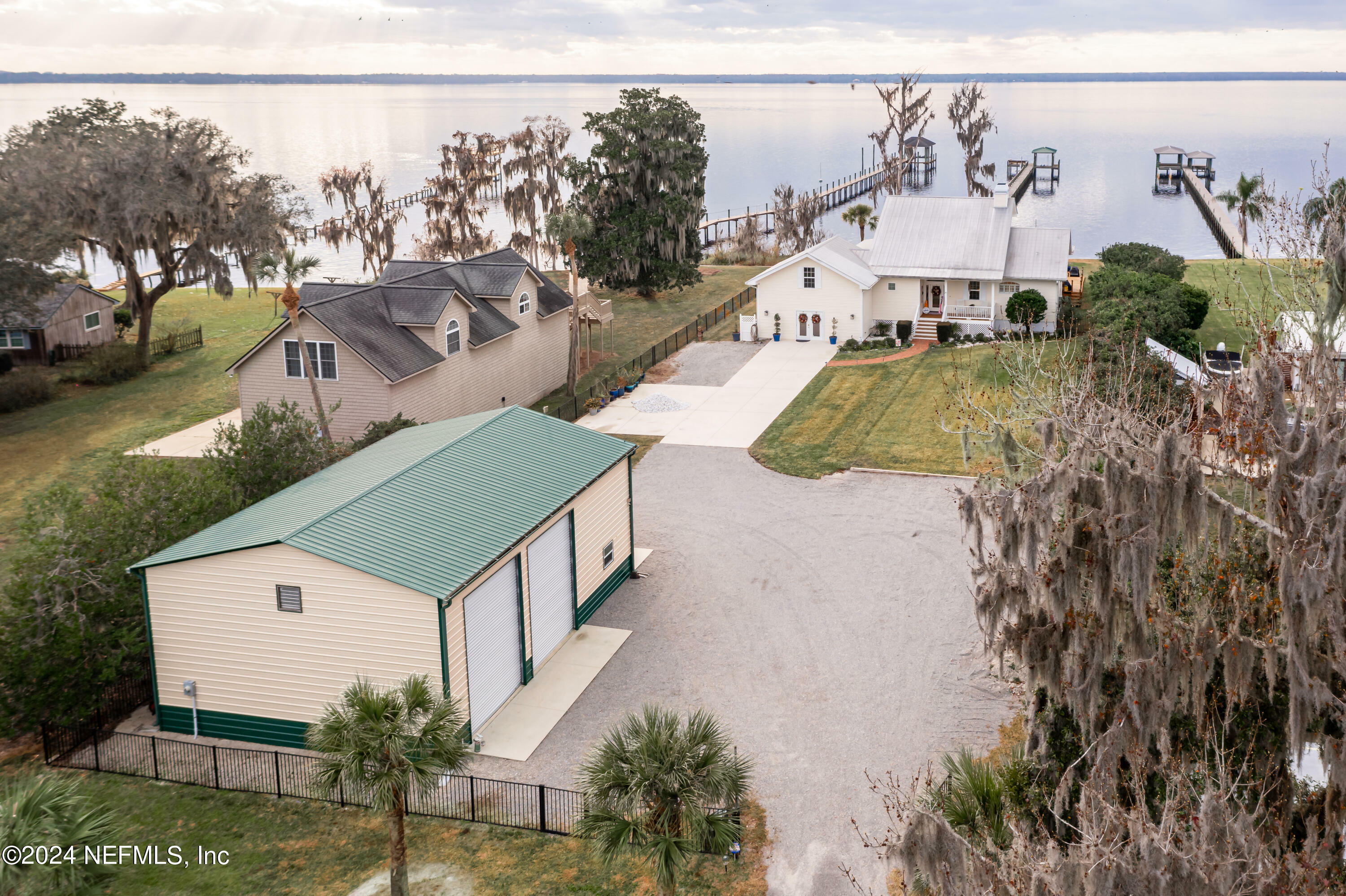 Property Photo: 841 Cr 13 S FL 32092
