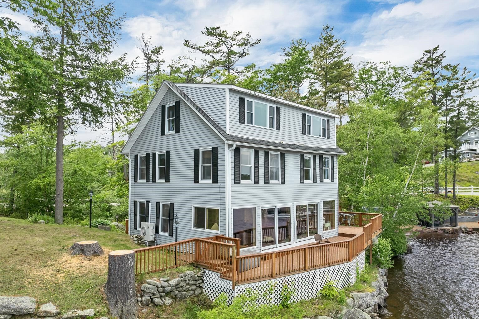 Property Photo:  596 Endicott Street  NH 03246 