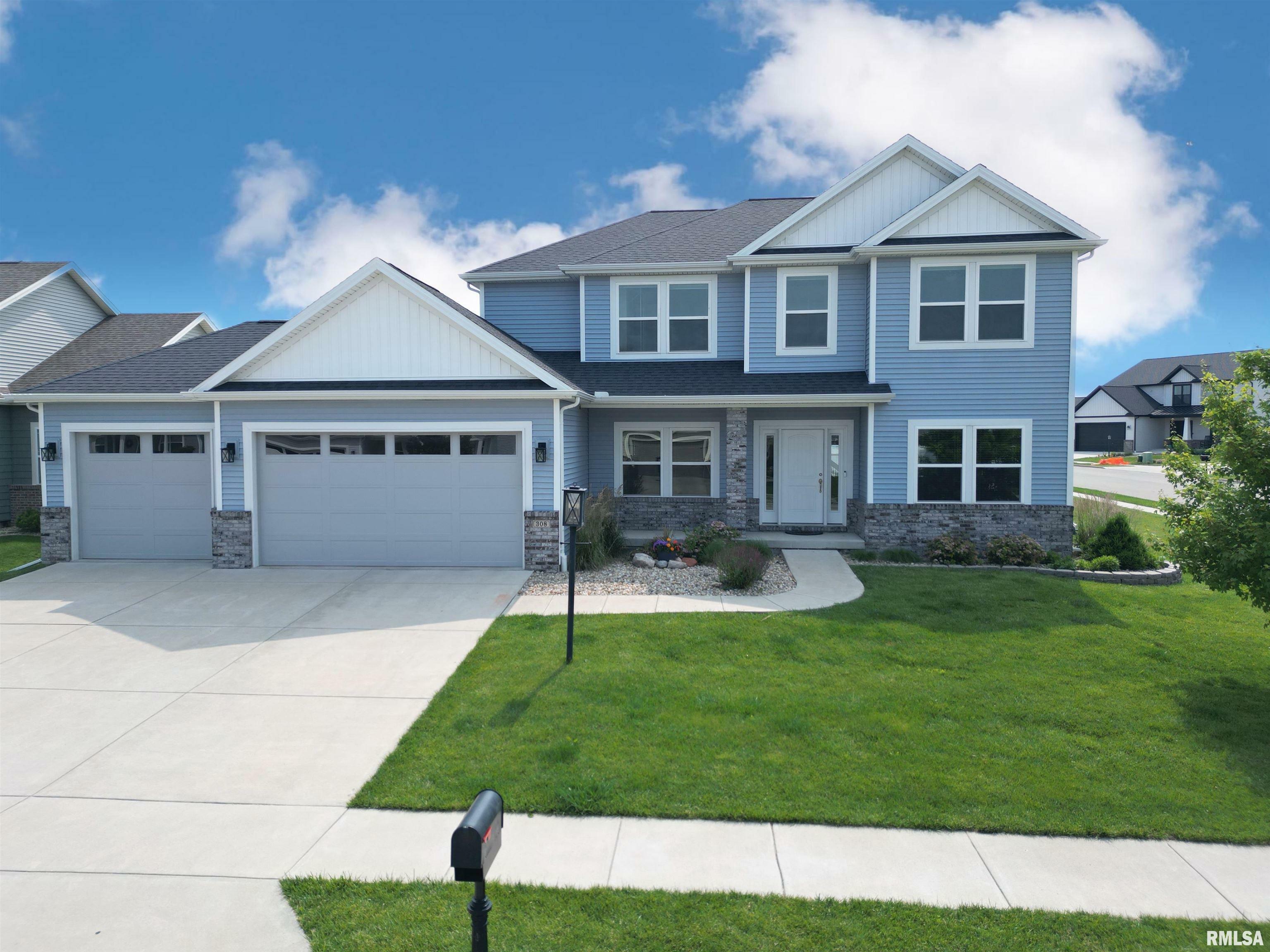 Property Photo: 308 Pocono Avenue IL 61550