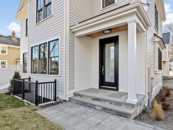 Property Photo: 32 Kingsbury St 1 MA 02481