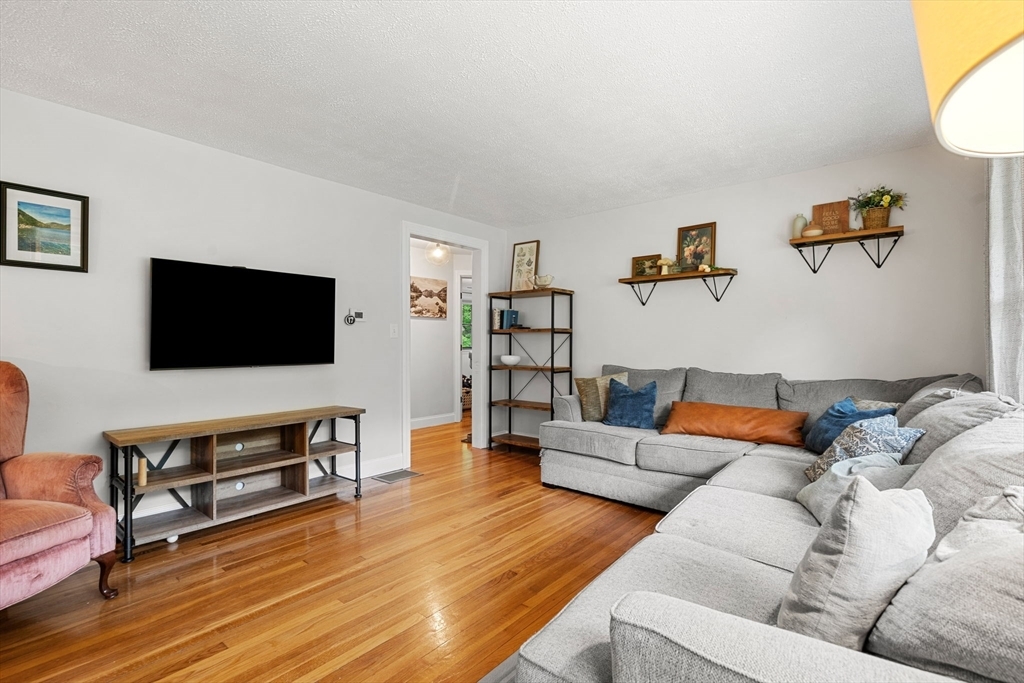 Property Photo: 80 Ennis Rd MA 01537