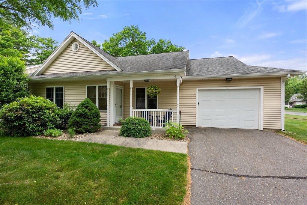 Property Photo: 22 Pomeroy Meadow Rd 4 MA 01073
