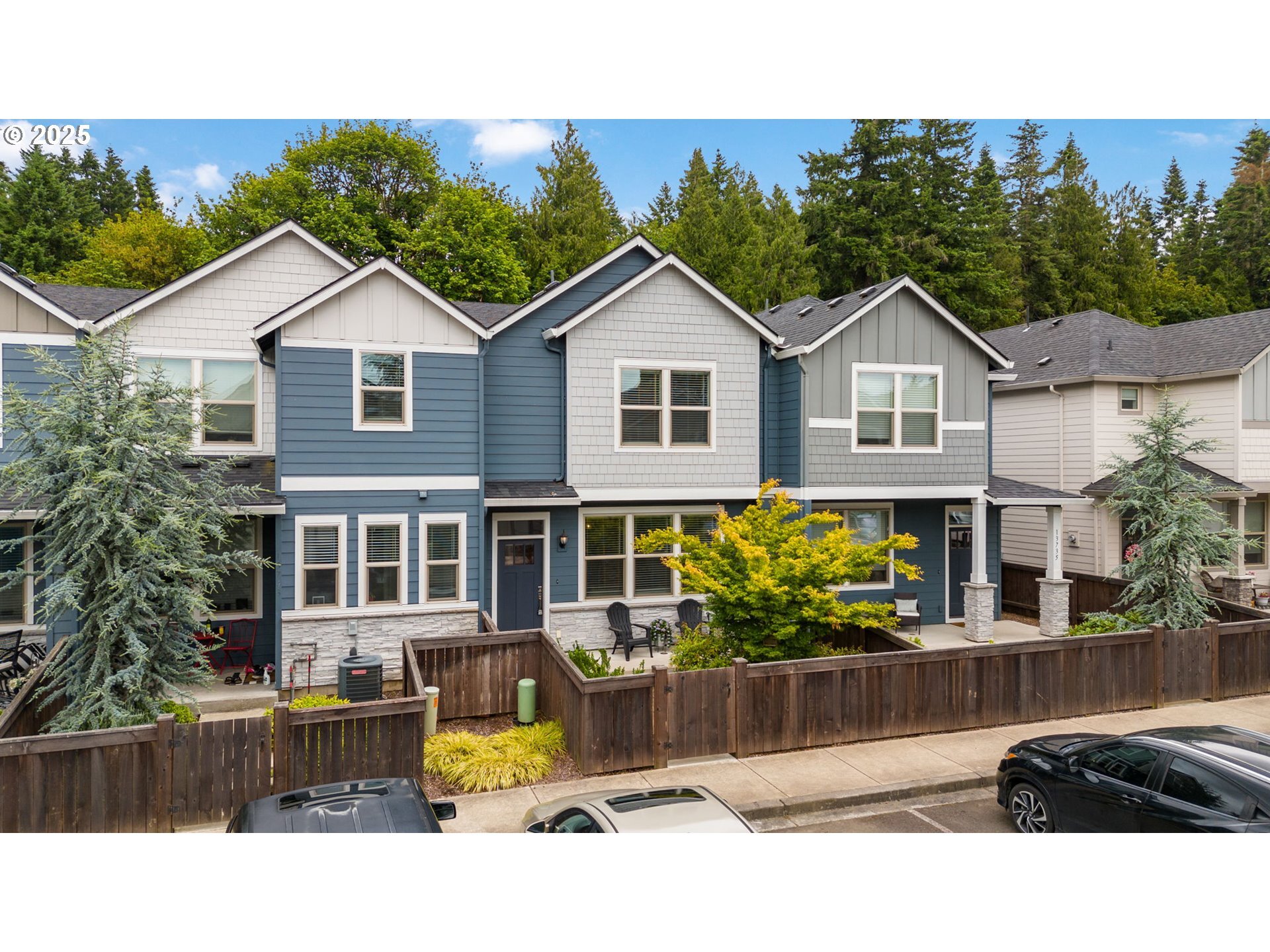 Property Photo: 13739 NW 7th Pl WA 98685