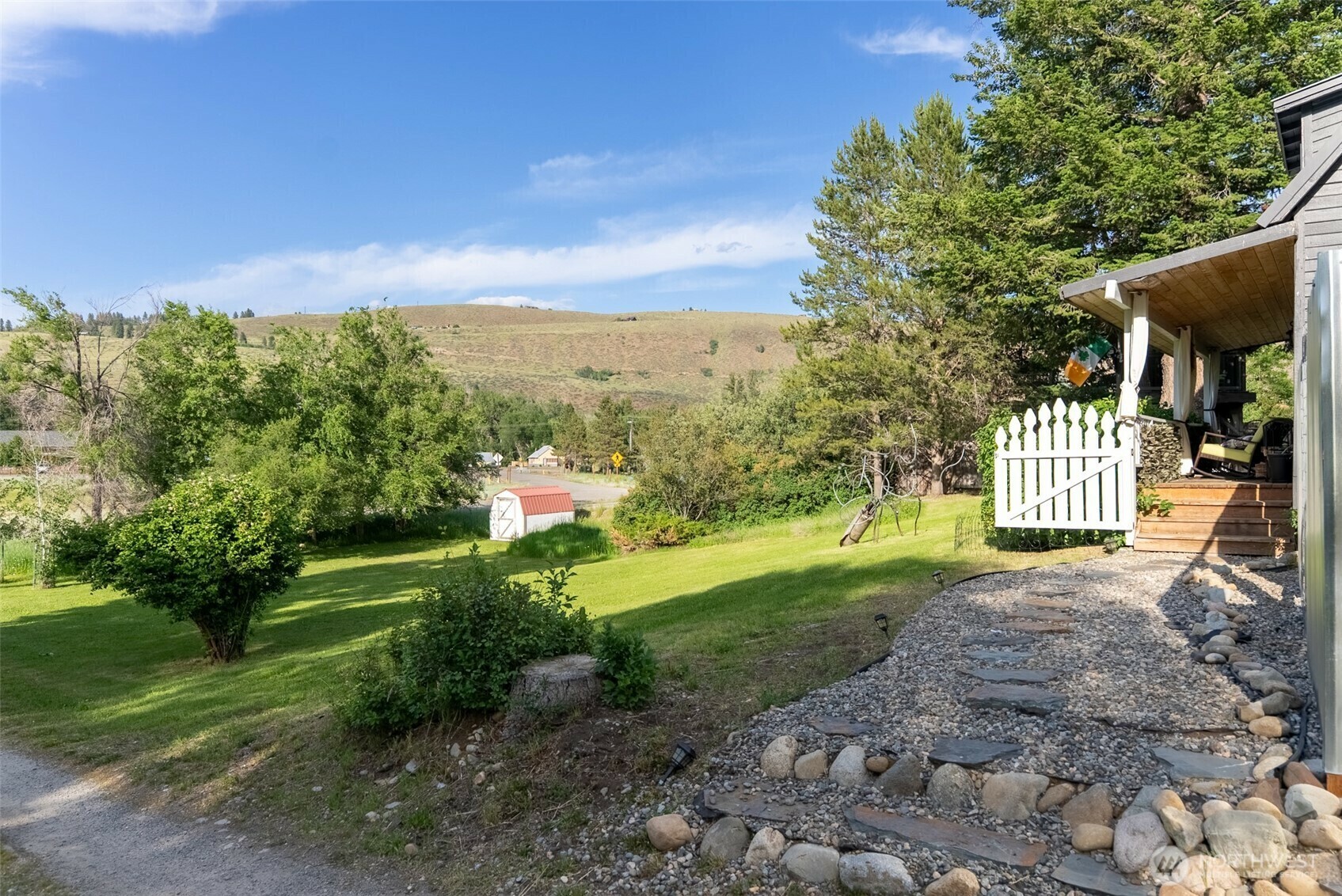 Property Photo: 111 Norfolk Road WA 98862
