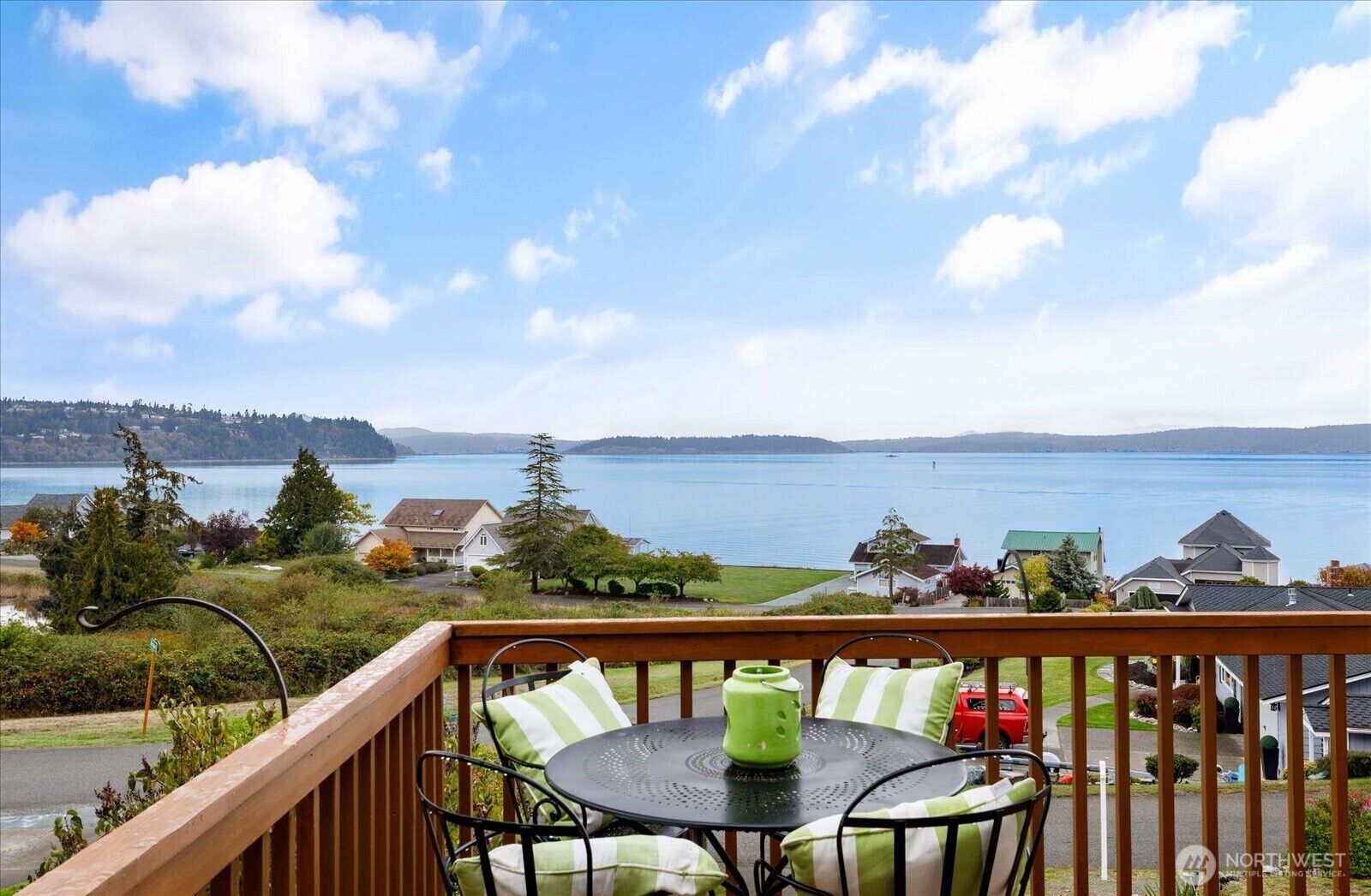Property Photo: 854 Blue Spruce Place WA 98277
