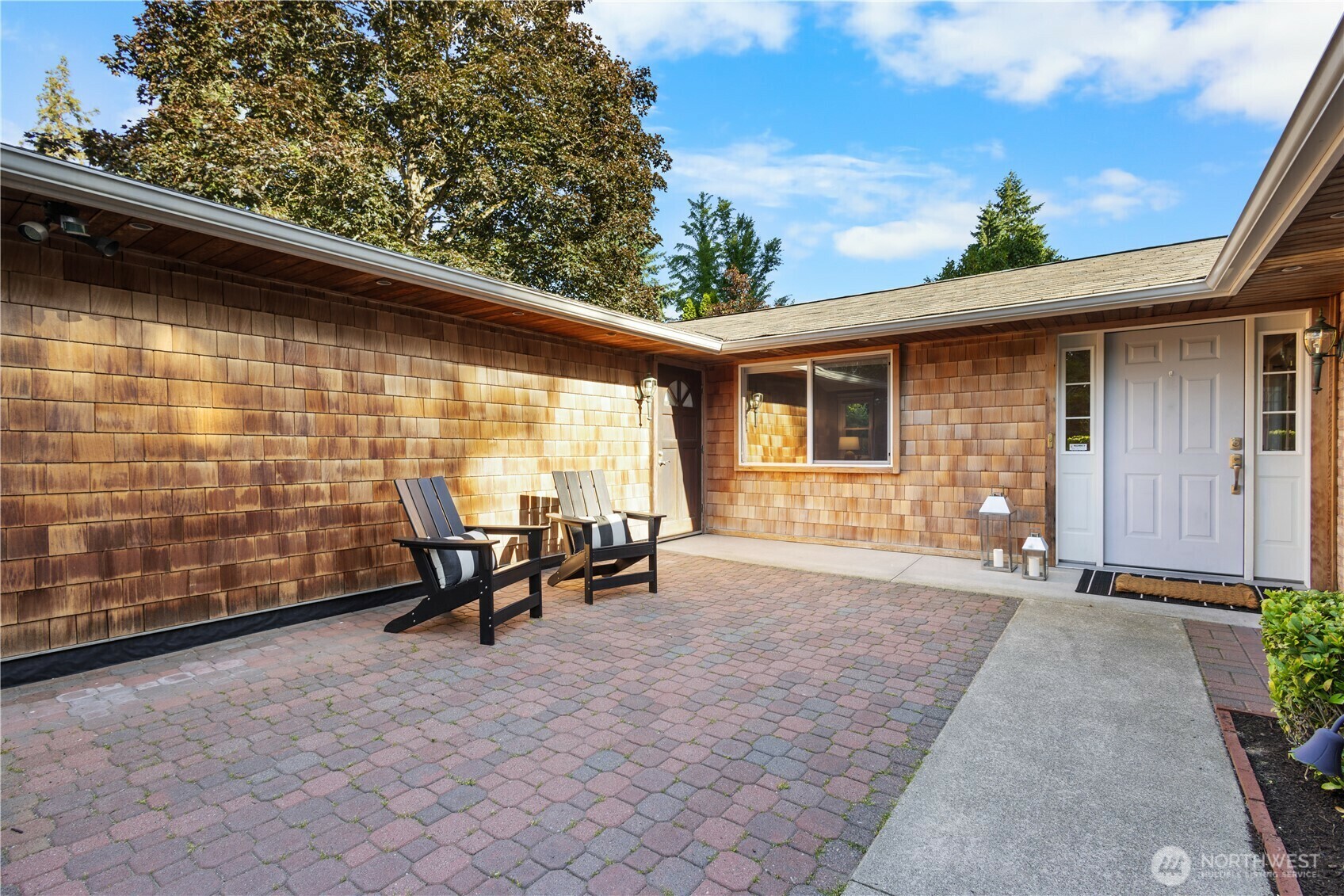 Property Photo: 7979 NE 28th Street WA 98039