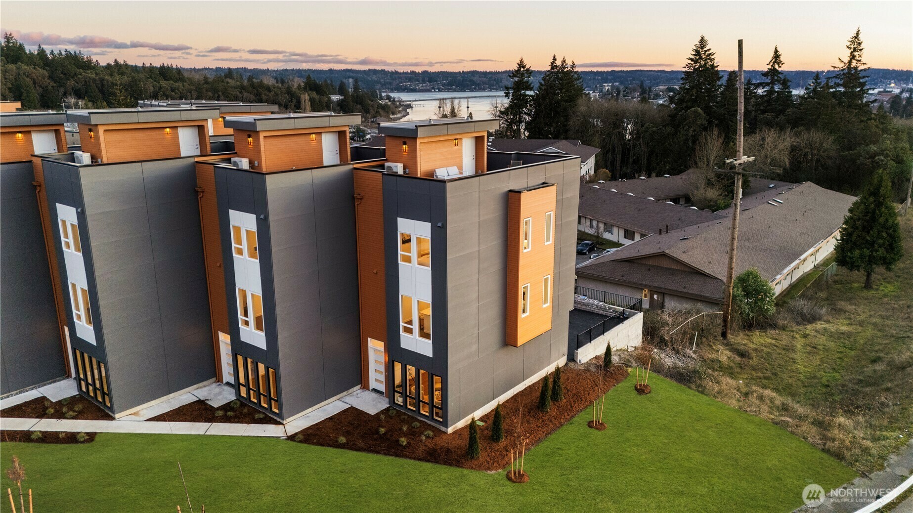 2749  Clare Avenue 1  Bremerton WA 98310 photo