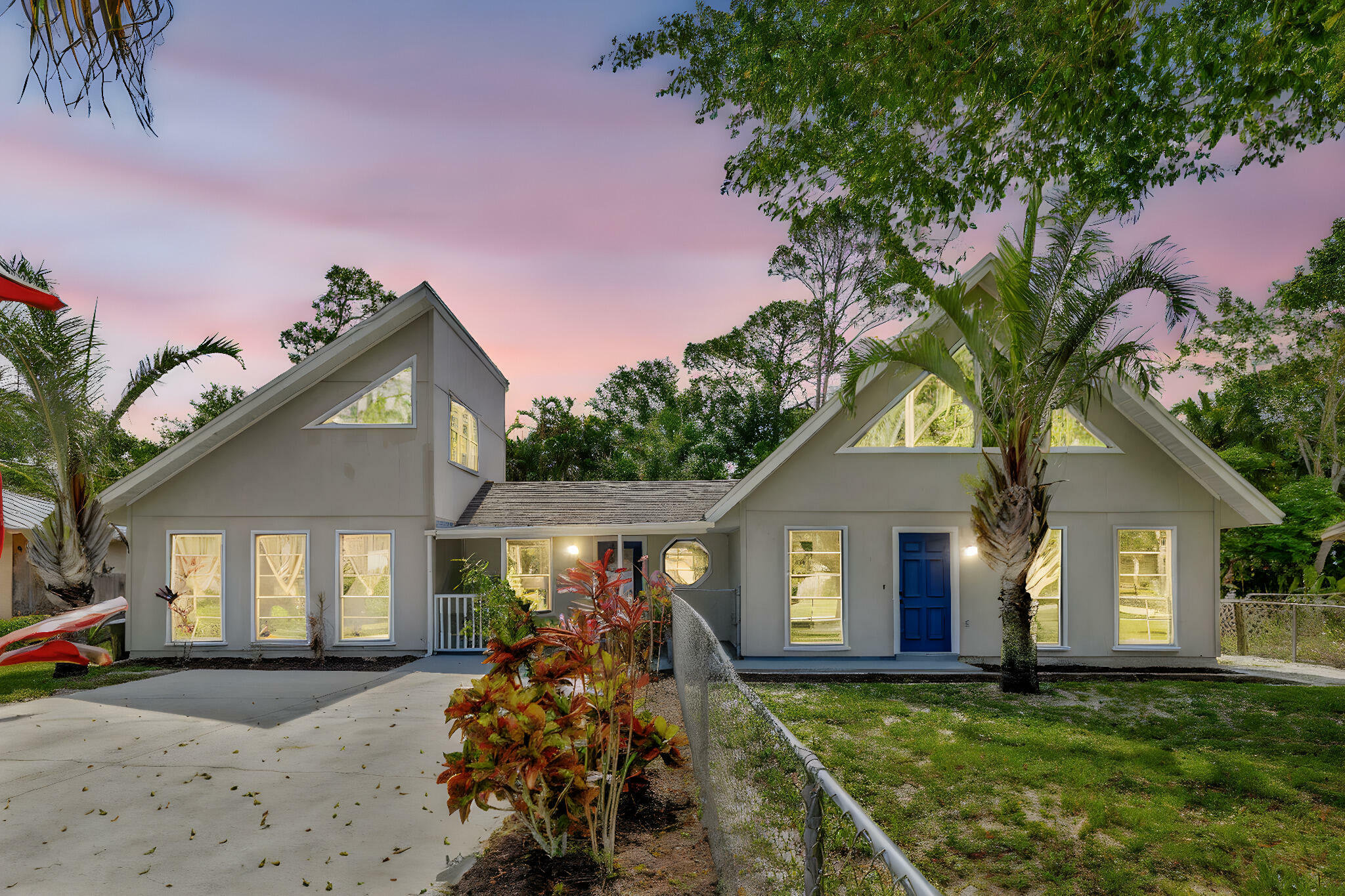 Property Photo: 5404 Sunset Boulevard FL 34982