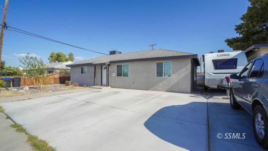 Property Photo: 241 W French Ave CA 93555