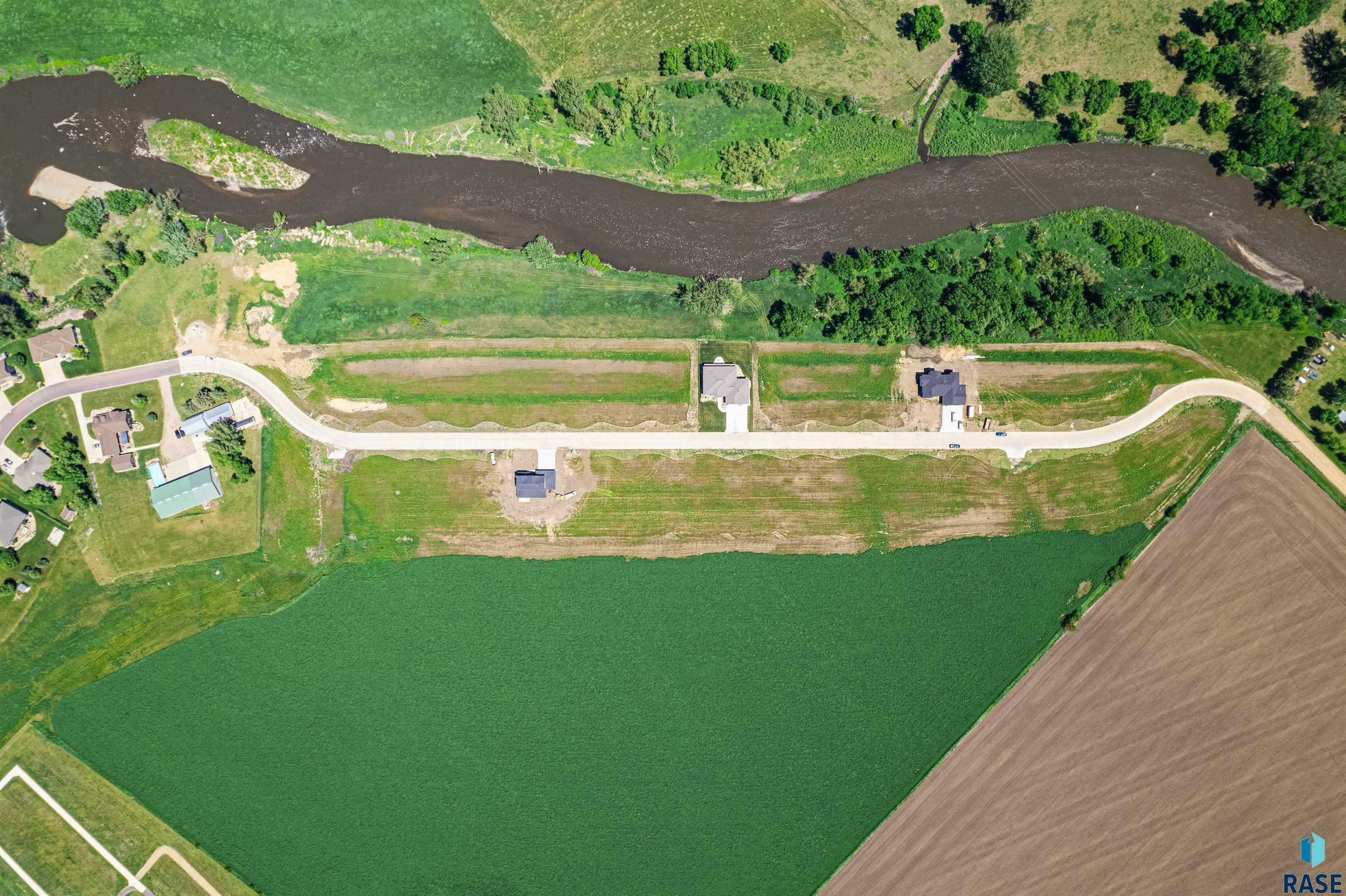 Property Photo: 502 Mill Pond Rd IA 51246