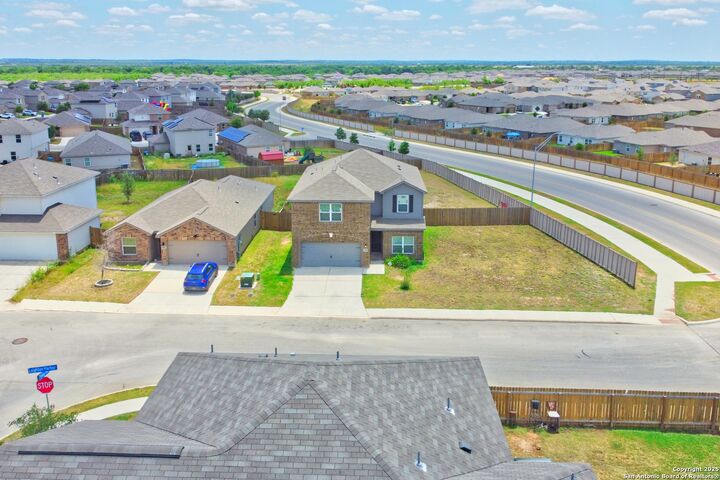 Property Photo:  4010 Leighton Hbr  TX 78073 