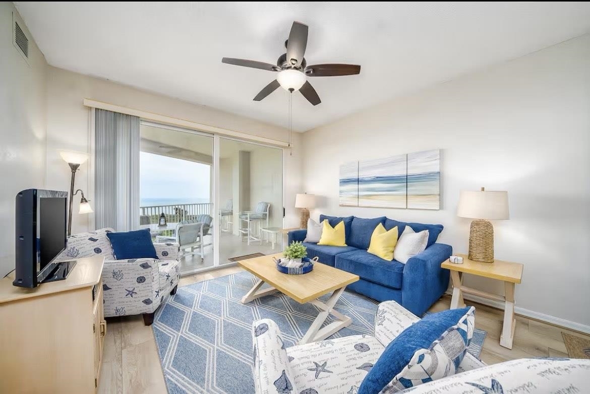 Property Photo: 104 Surf View 1307 FL 32137