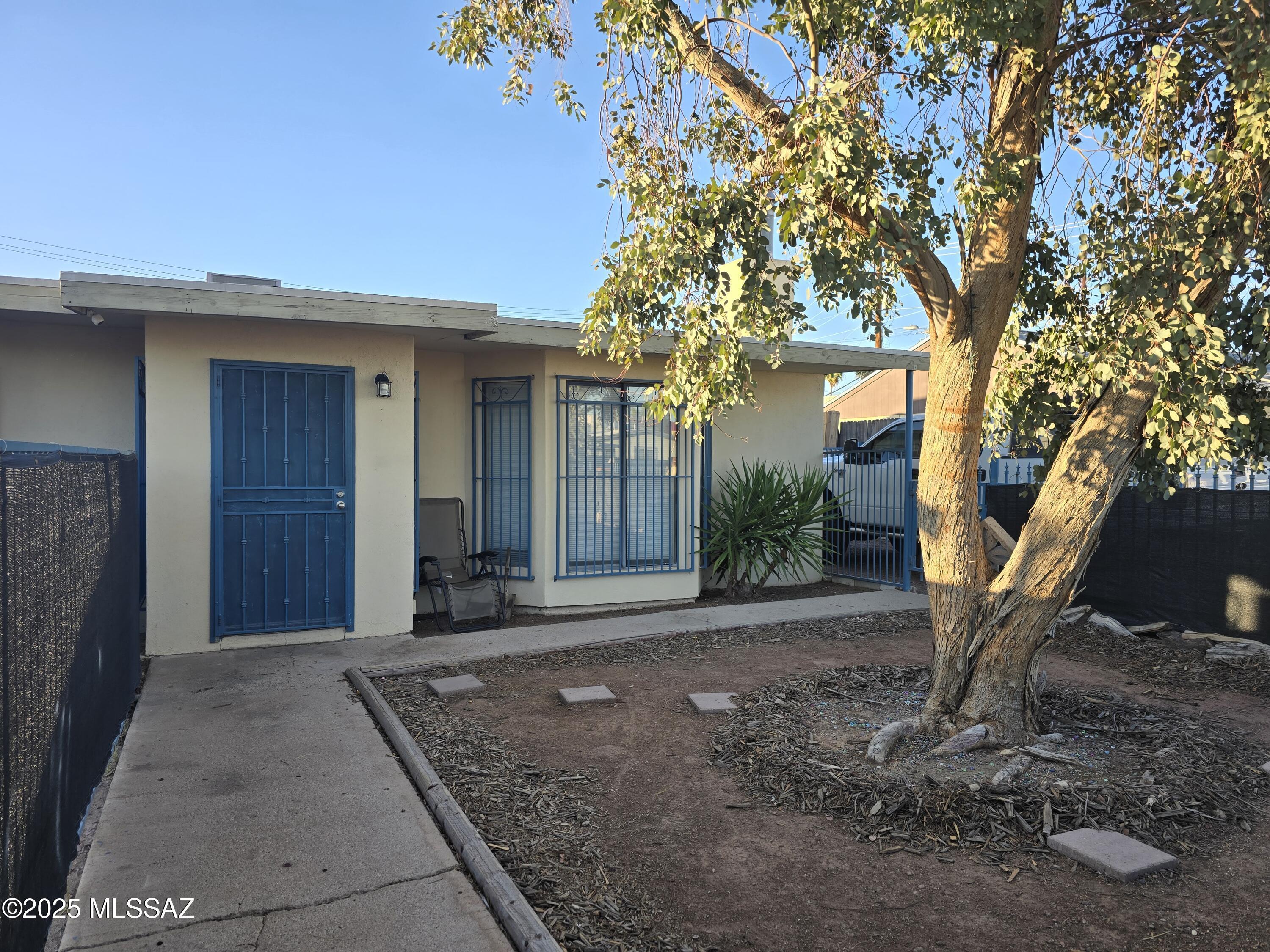 Property Photo: 3843 E 32nd Street AZ 85713
