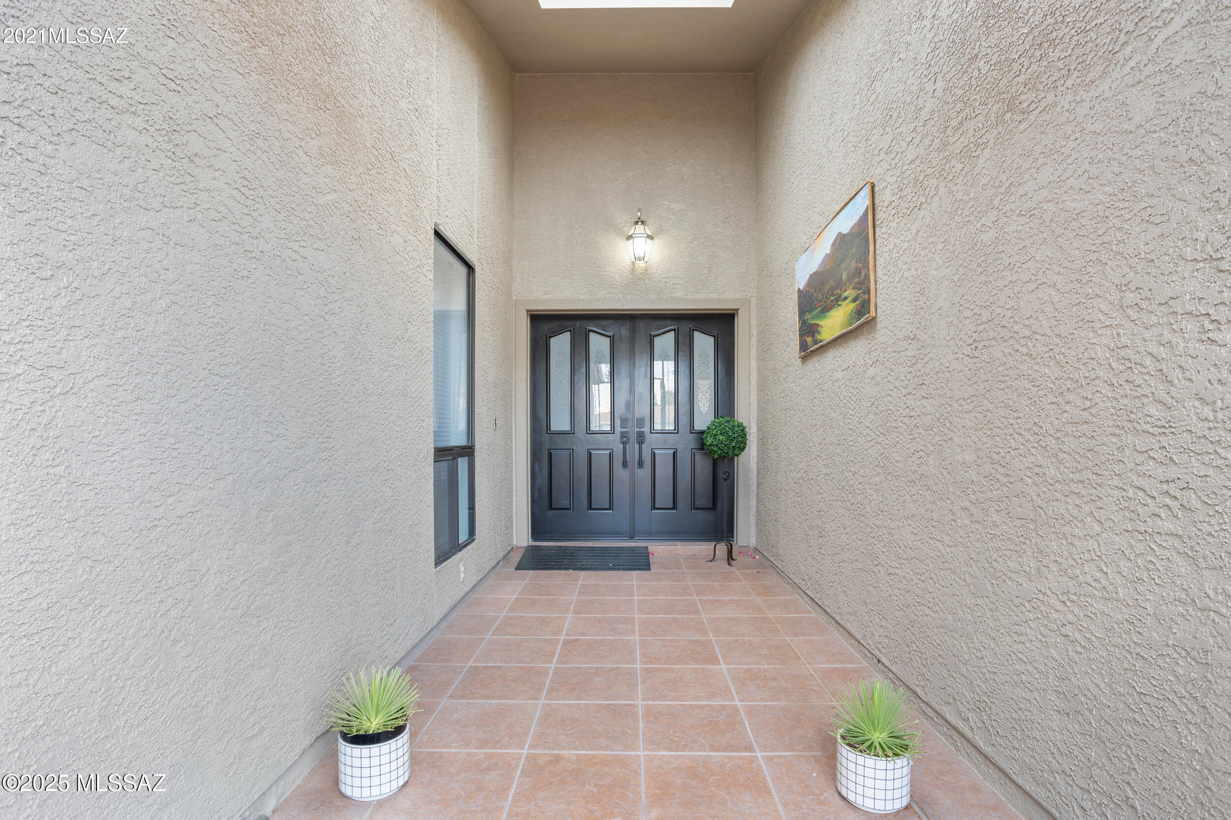 Property Photo: 64342 E Golden Spur Court AZ 85739