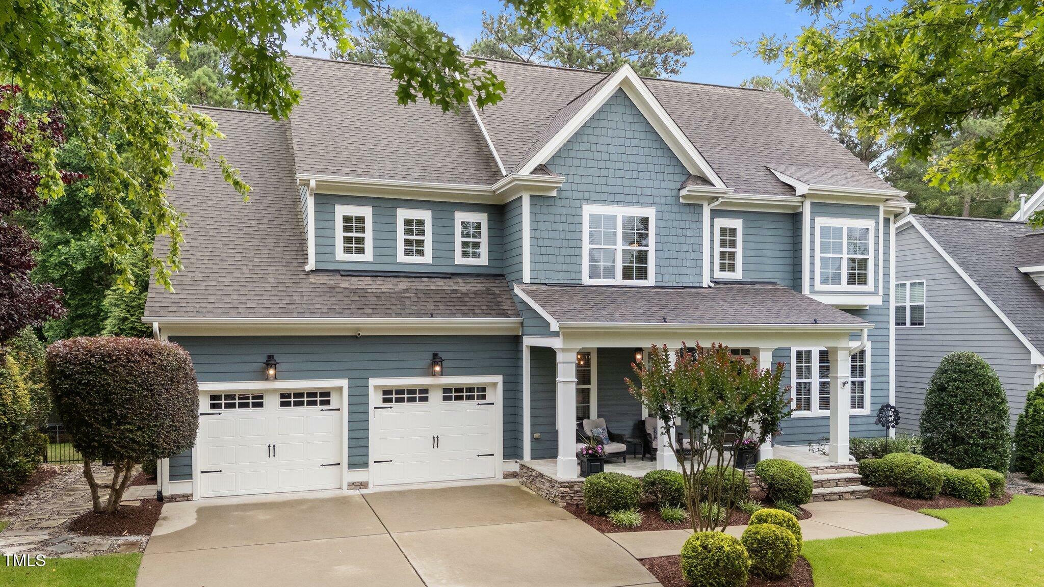 Property Photo: 404 Wanderview Lane NC 27540