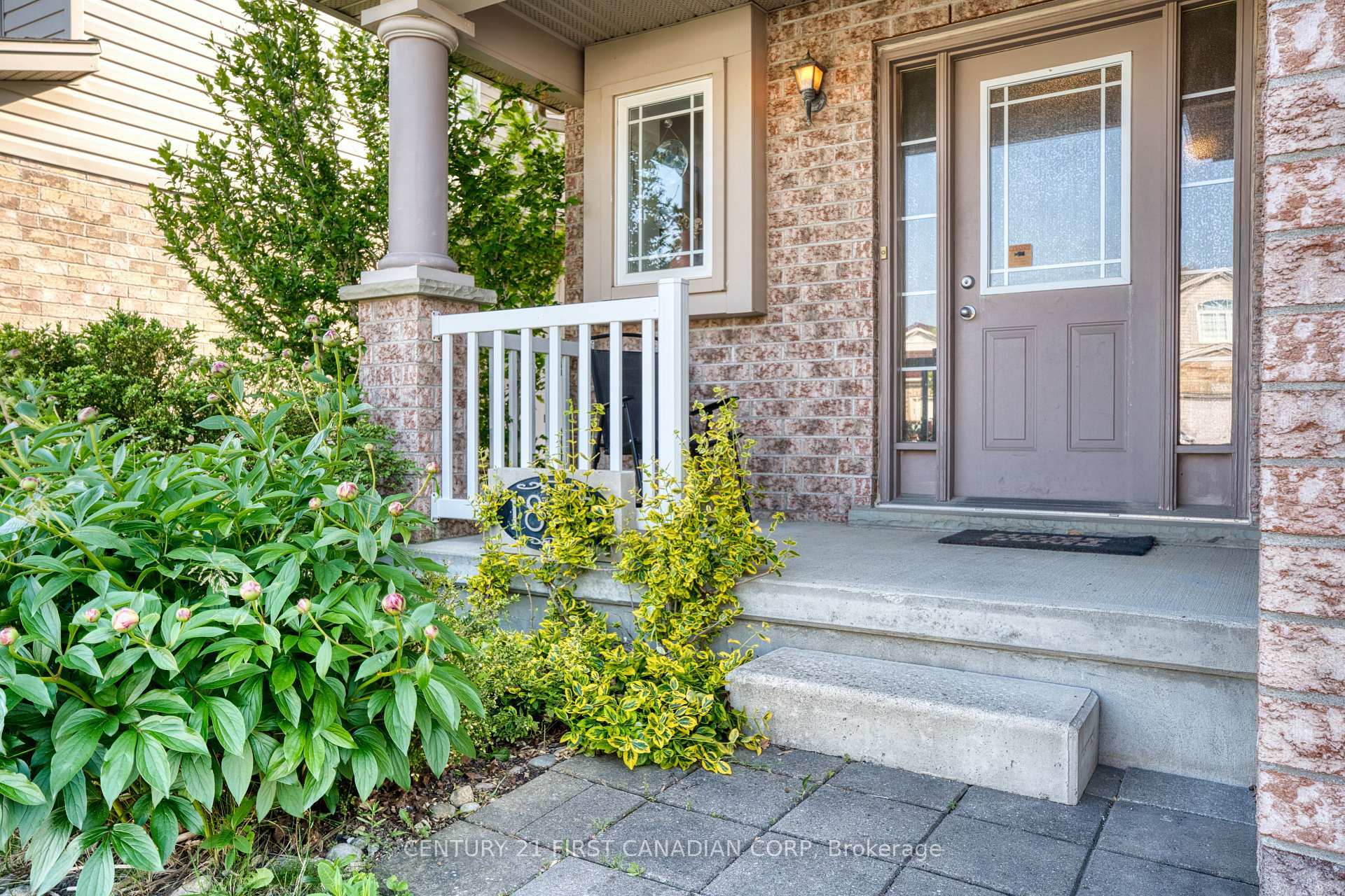 Property Photo: 1853 Rollingacres Drive ON N5X 4K5