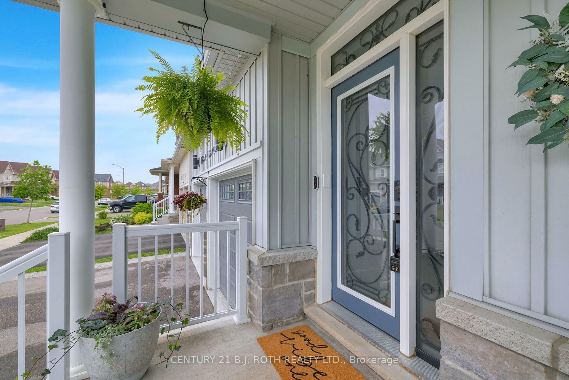 Photo de la propriété: 35 Ray Richards Street ON L1C 0S9