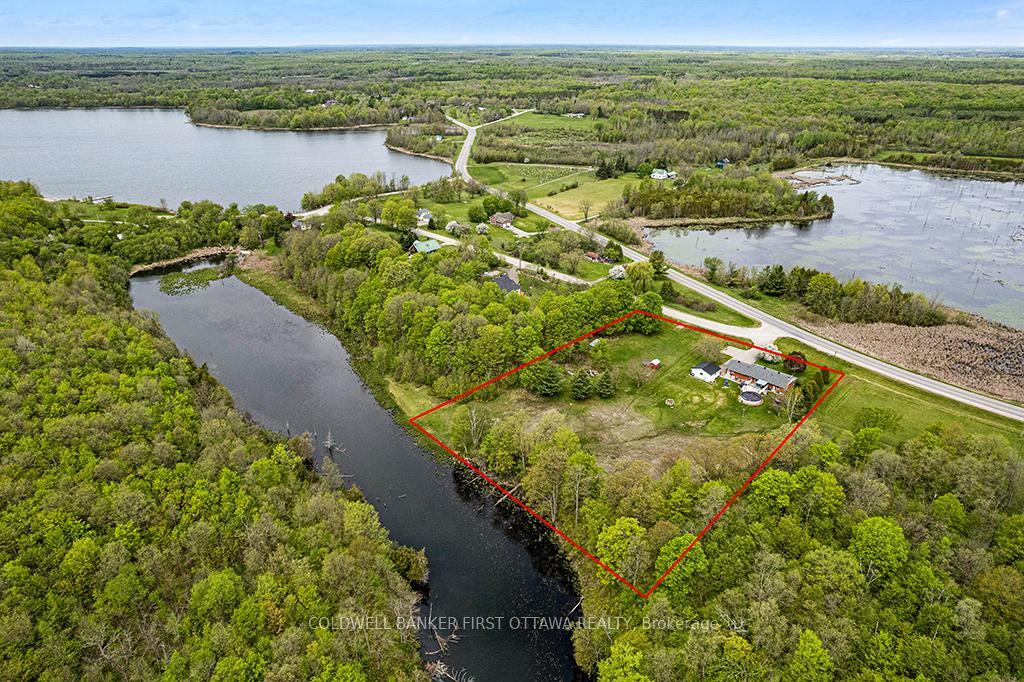 Photo de la propriété: 467 Lake Eloida Road ON K0E 1Y0