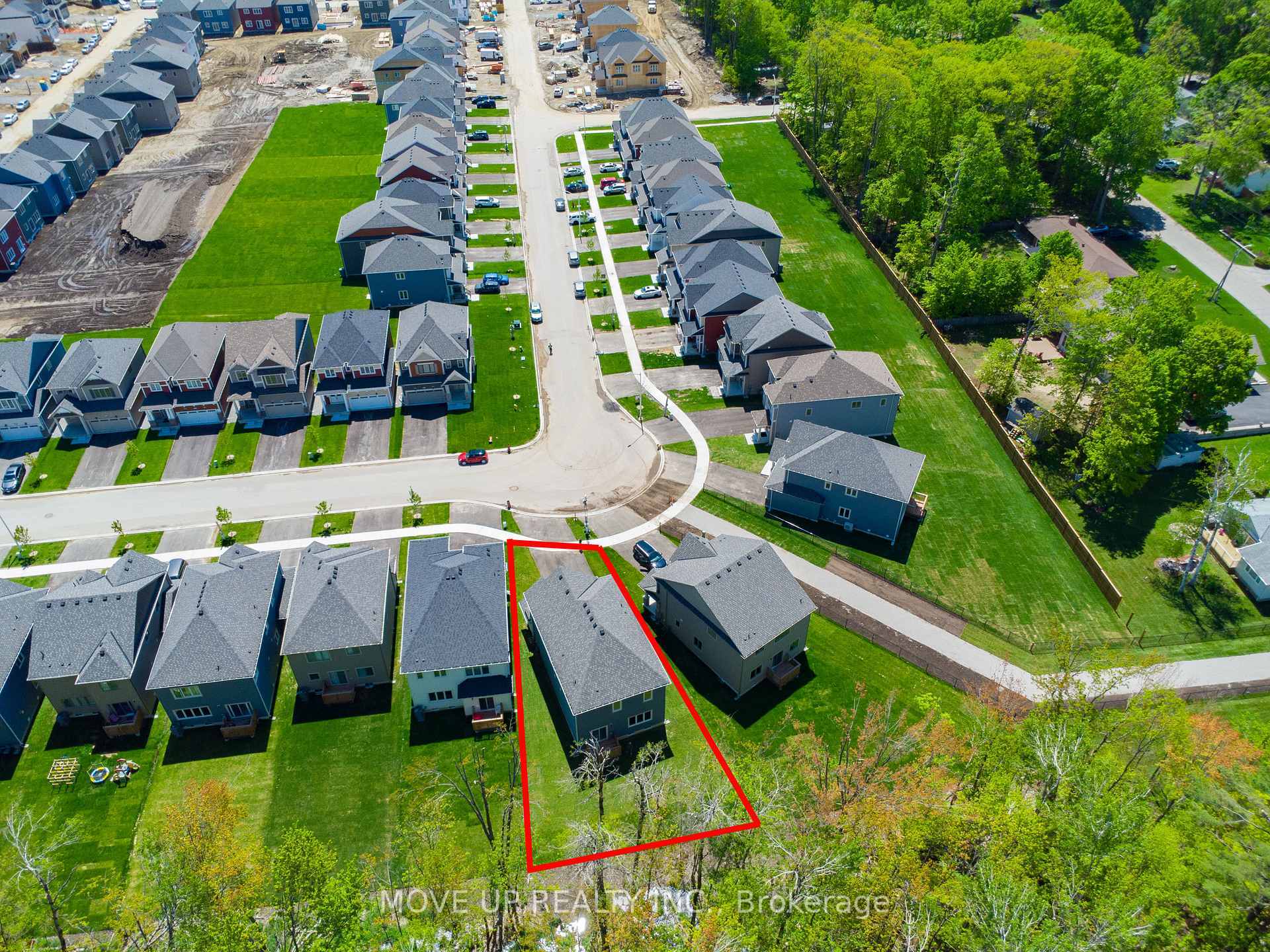 Property Photo: 365 Beechwood Forest Lane ON P1P 0H8