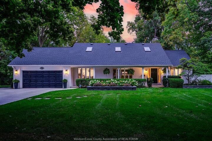 Photo de la propriété: 3073 Centennial Crescent ON N8H 4G6